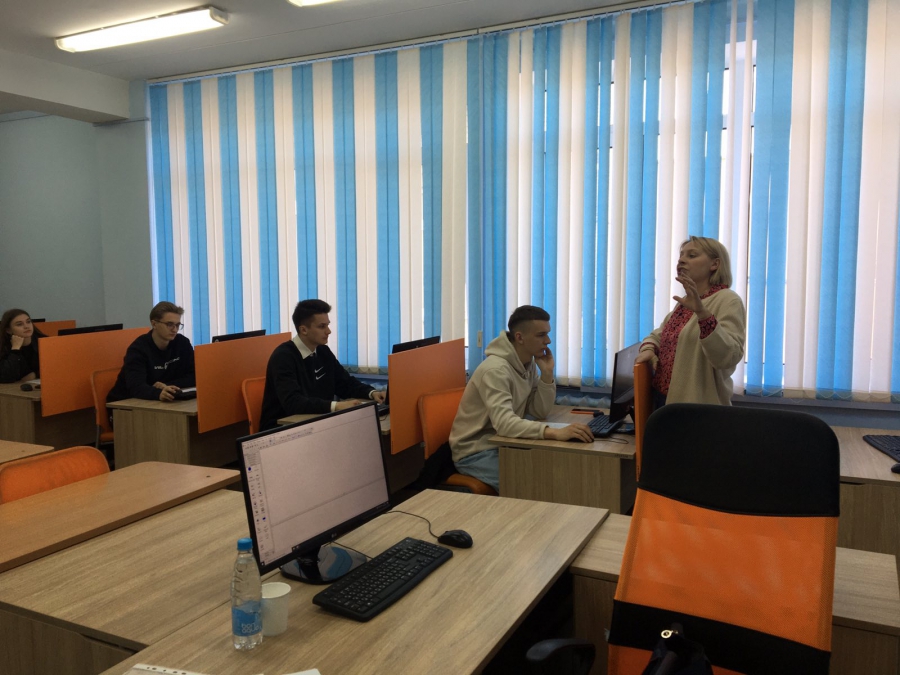 Ректор «Томского областного института повышения квалификации и переподготовки работников образования» посетила ФЭУ Ректор «Томского областного института повышения квалификации и переподготовки работников образования» посетила ФЭУ